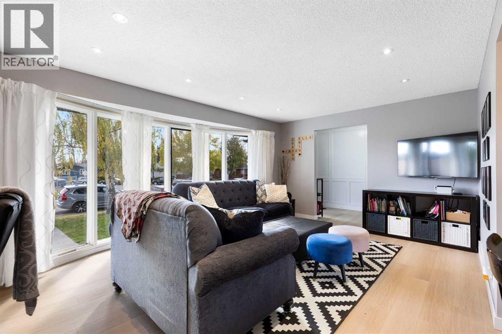 2320 58 Avenue SW, Calgary — photo 15