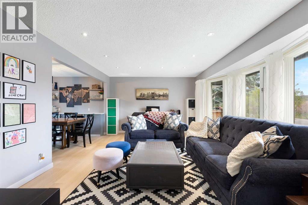 2320 58 Avenue SW, Calgary — photo 13