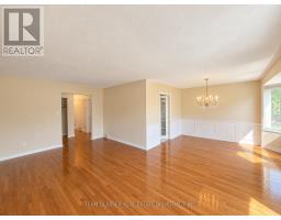 Upper - 7 Harrow Court, London South, ON N6C5A6 Photo 11