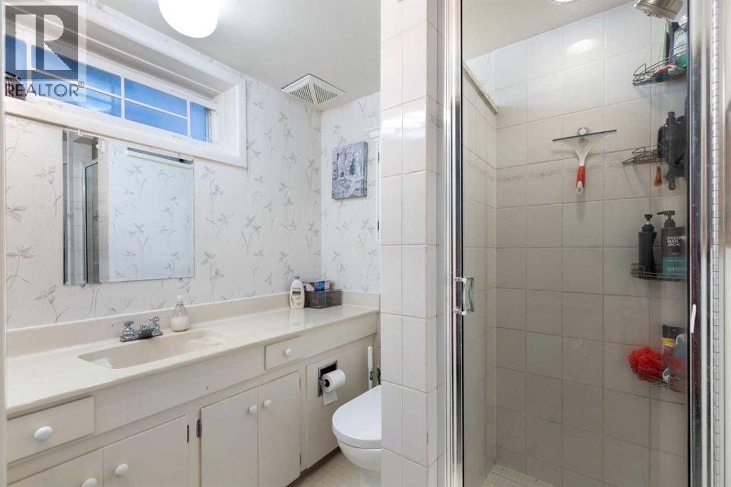 2320 58 Avenue SW, Calgary — photo 35