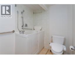 201 10431 Resthaven Dr, Sidney, BC V8L3H6 Photo 20