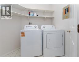 201 10431 Resthaven Dr, Sidney, BC V8L3H6 Photo 24