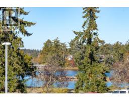 201 10431 Resthaven Dr, Sidney, BC V8L3H6 Photo 30