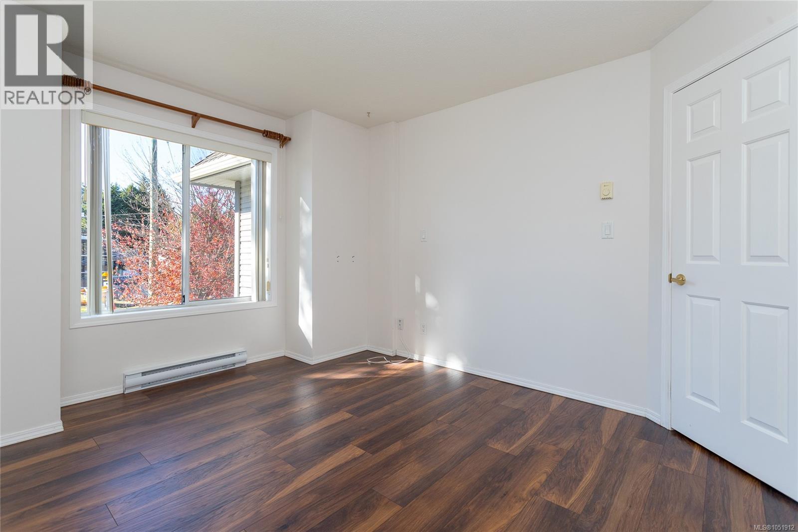 201 10431 Resthaven Drive, Sidney