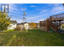 86 Greenspond Drive thumbnail 4