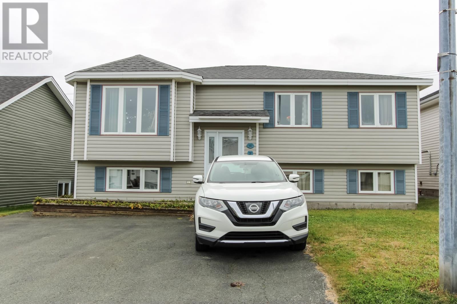 45 Penney Crescent - 1