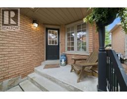 Kitchen - 137 Chudleigh Street, Waterdown, ON L8B0J4 Photo 11