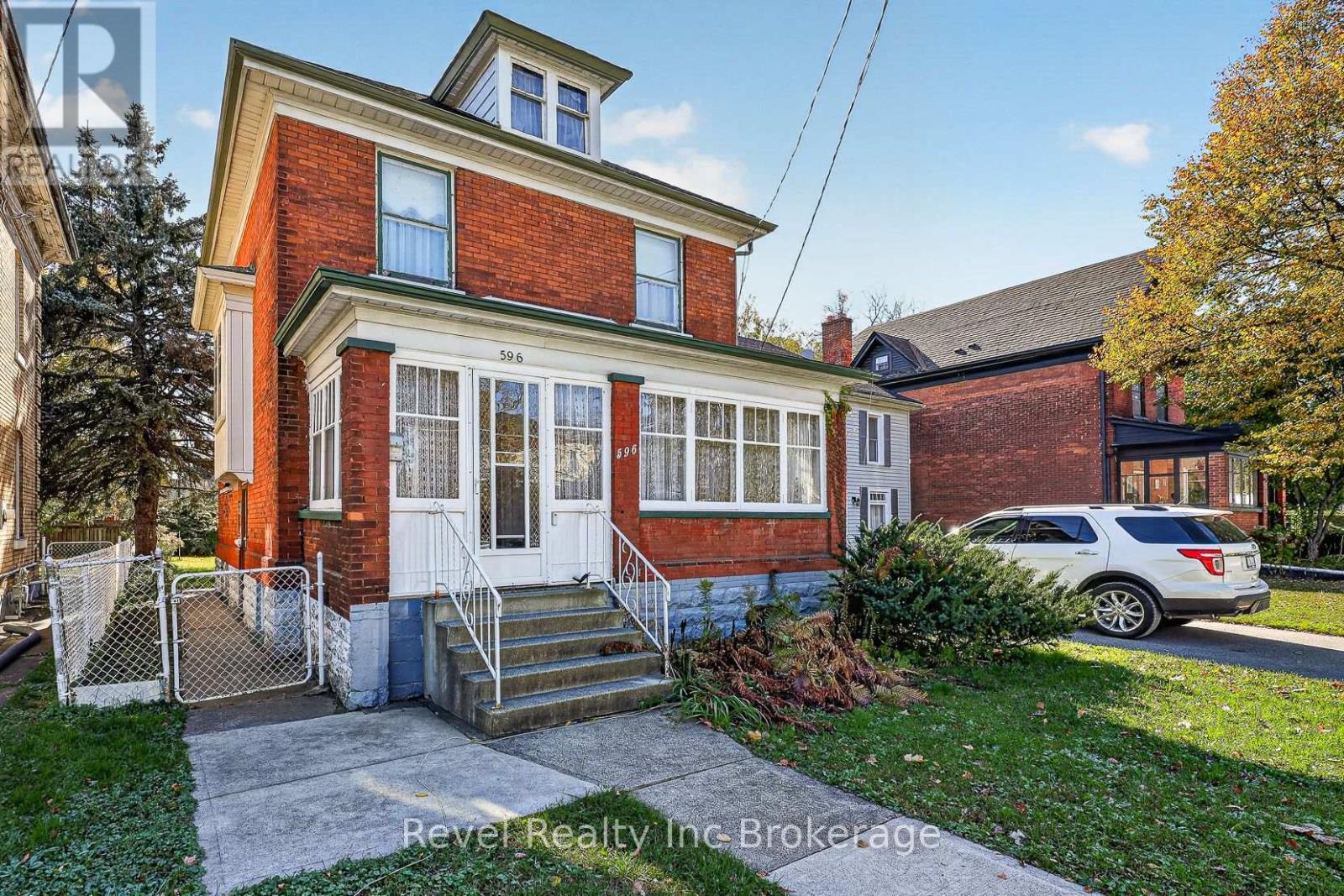 596 KING STREET, Woodstock (Woodstock - South)