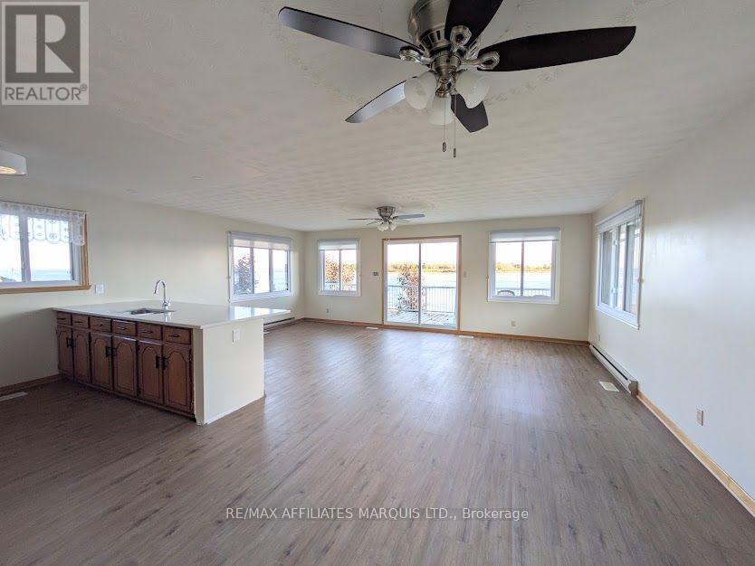 6803 St. Louis Point photo 2