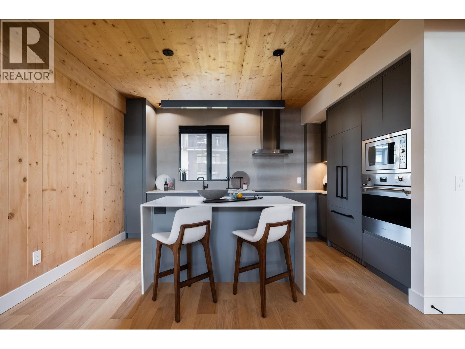 306 310 SALTER STREET, New Westminster - Image 1