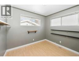 5420 50 Avenue, Camrose — photo 16