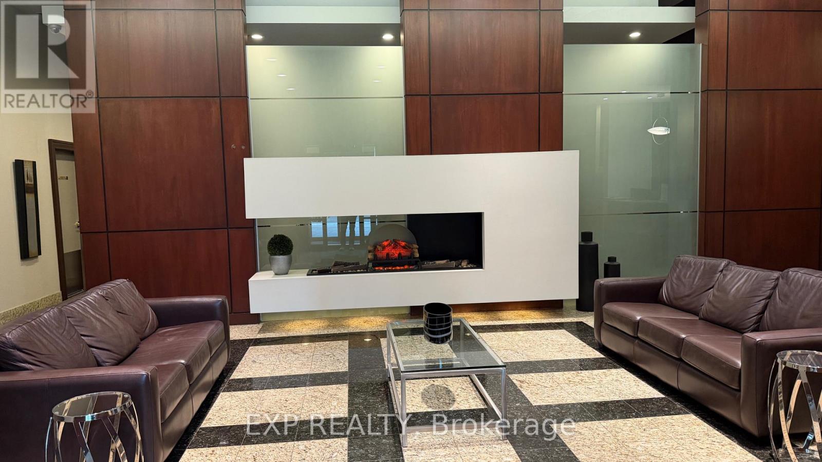 716 - 18 PARKVIEW AVENUE, Toronto (Willowdale East) — photo 2