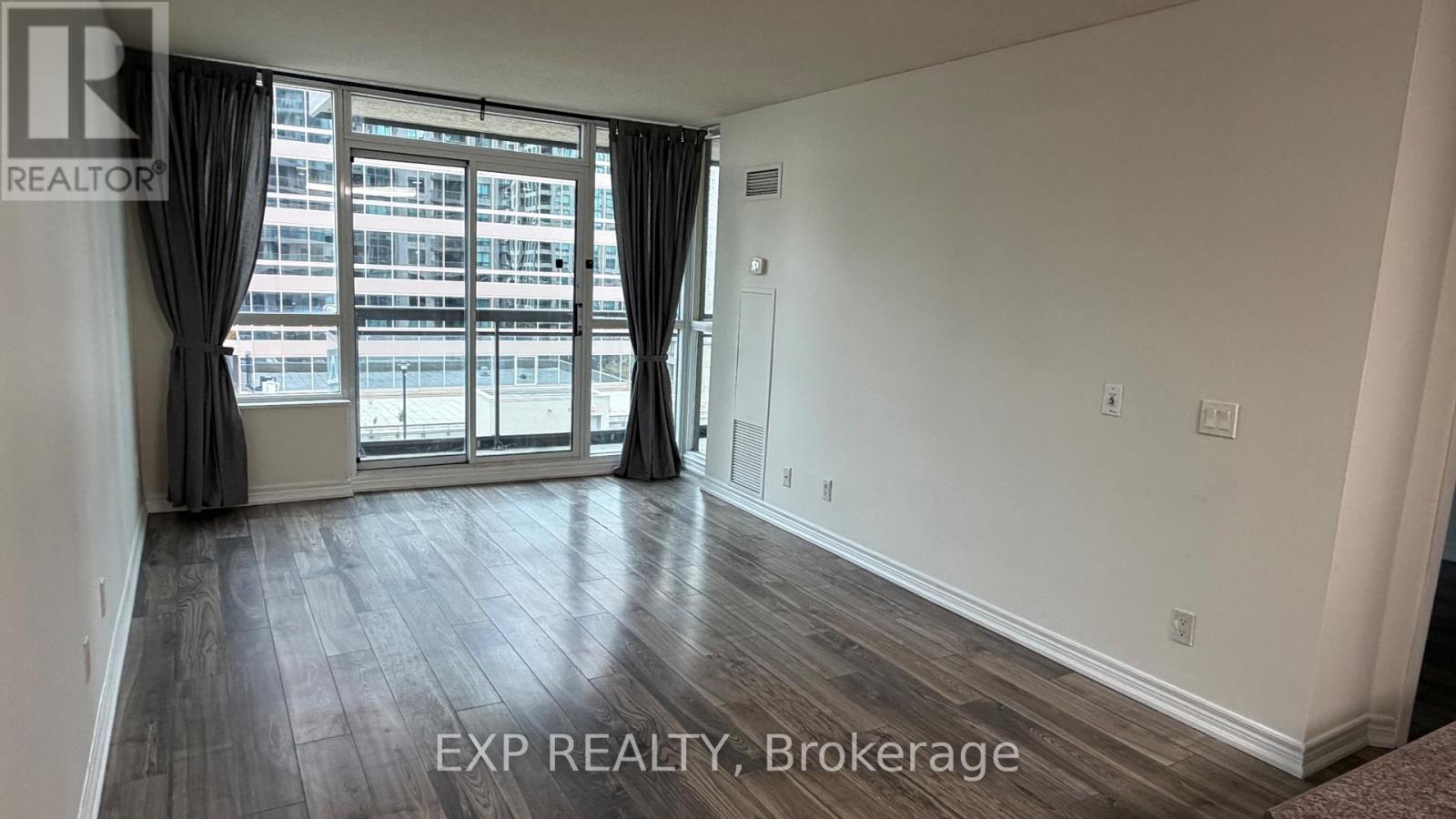 716 - 18 PARKVIEW AVENUE, Toronto (Willowdale East) — photo 6