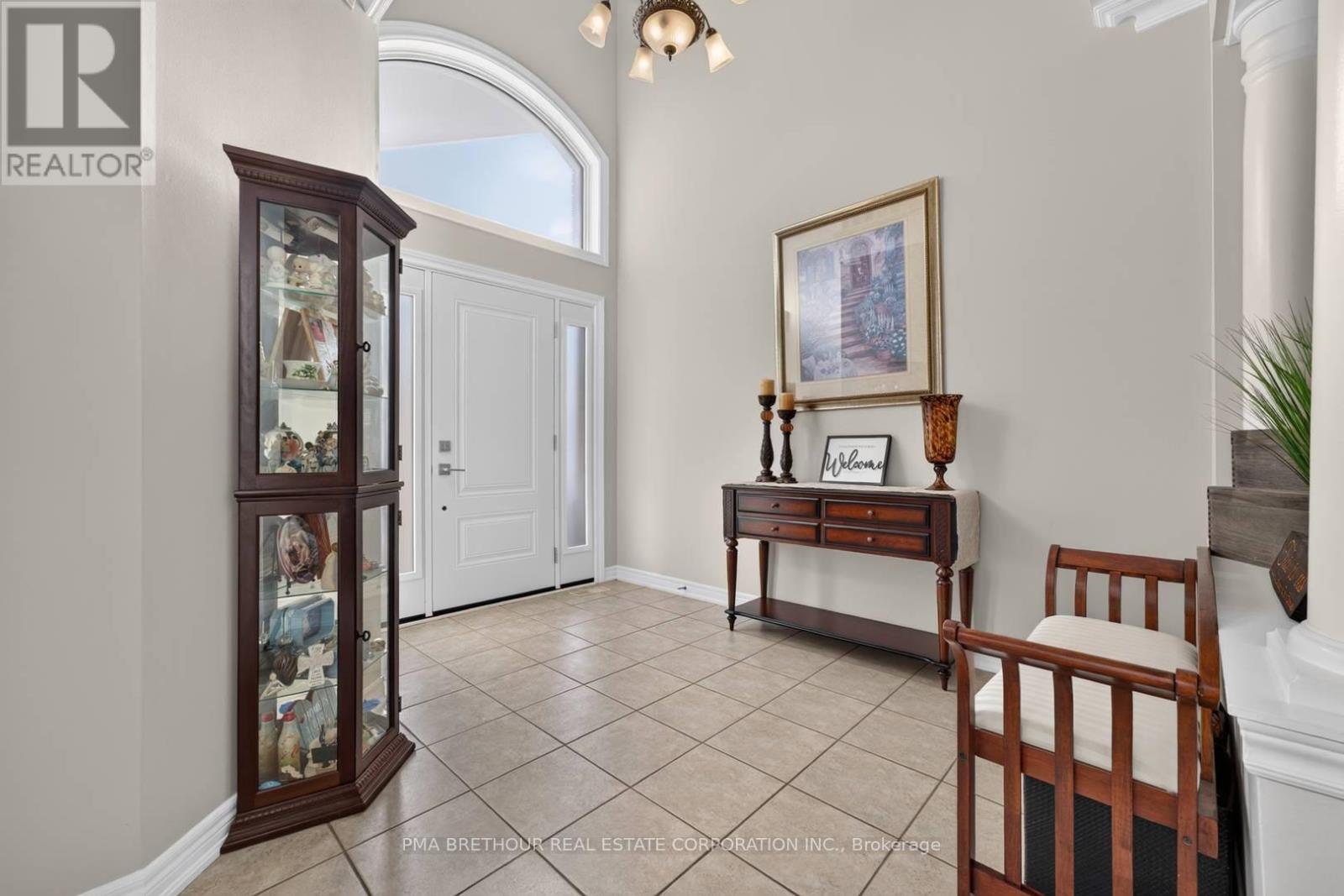 70 Castillian Drive, Vaughan, ON photo 3
