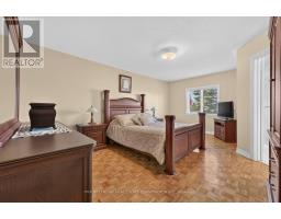 Foyer - 70 Castillian Drive, Vaughan, ON L4H1S8 Photo 10