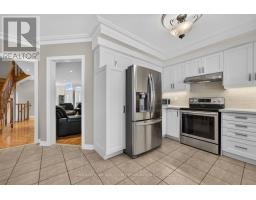 Dining room - 70 Castillian Drive, Vaughan, ON L4H1S8 Photo 7