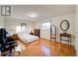 8 Millcroft Way, Vaughan, ON L4J6P2 Photo 31