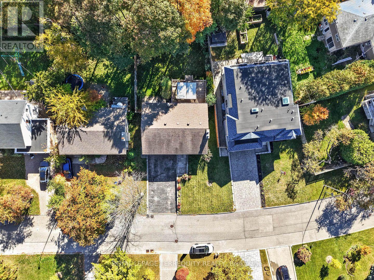 9 Brightbay Crescent, Markham, ON photo 44