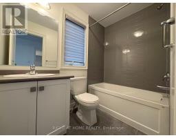 4 Empire Drive, Bradford West Gwillimbury, ON L3Z4J1 Photo 24