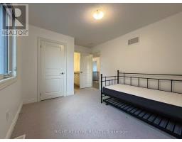 4 Empire Drive, Bradford West Gwillimbury, ON L3Z4J1 Photo 25
