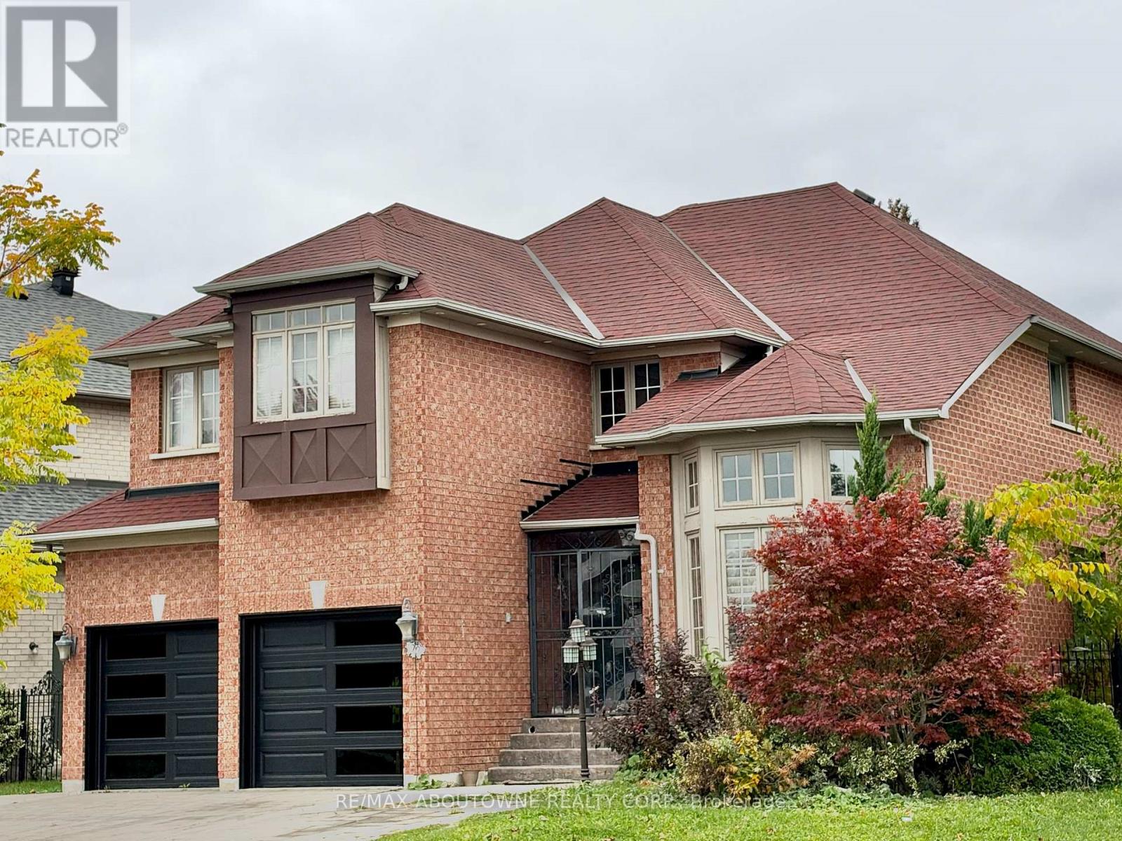 99 Boxwood Crescent, Markham, ON photo 2