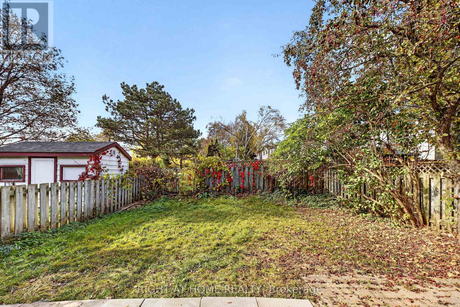 80 GARDEN Drive, Barrie, ON photo 3