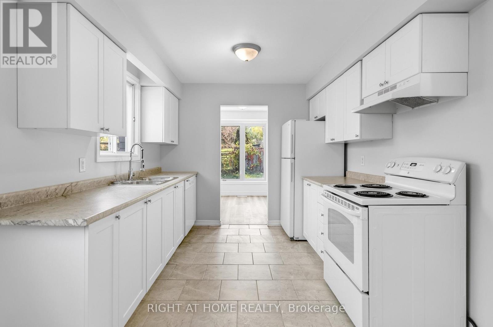 80 GARDEN Drive, Barrie, ON photo 35
