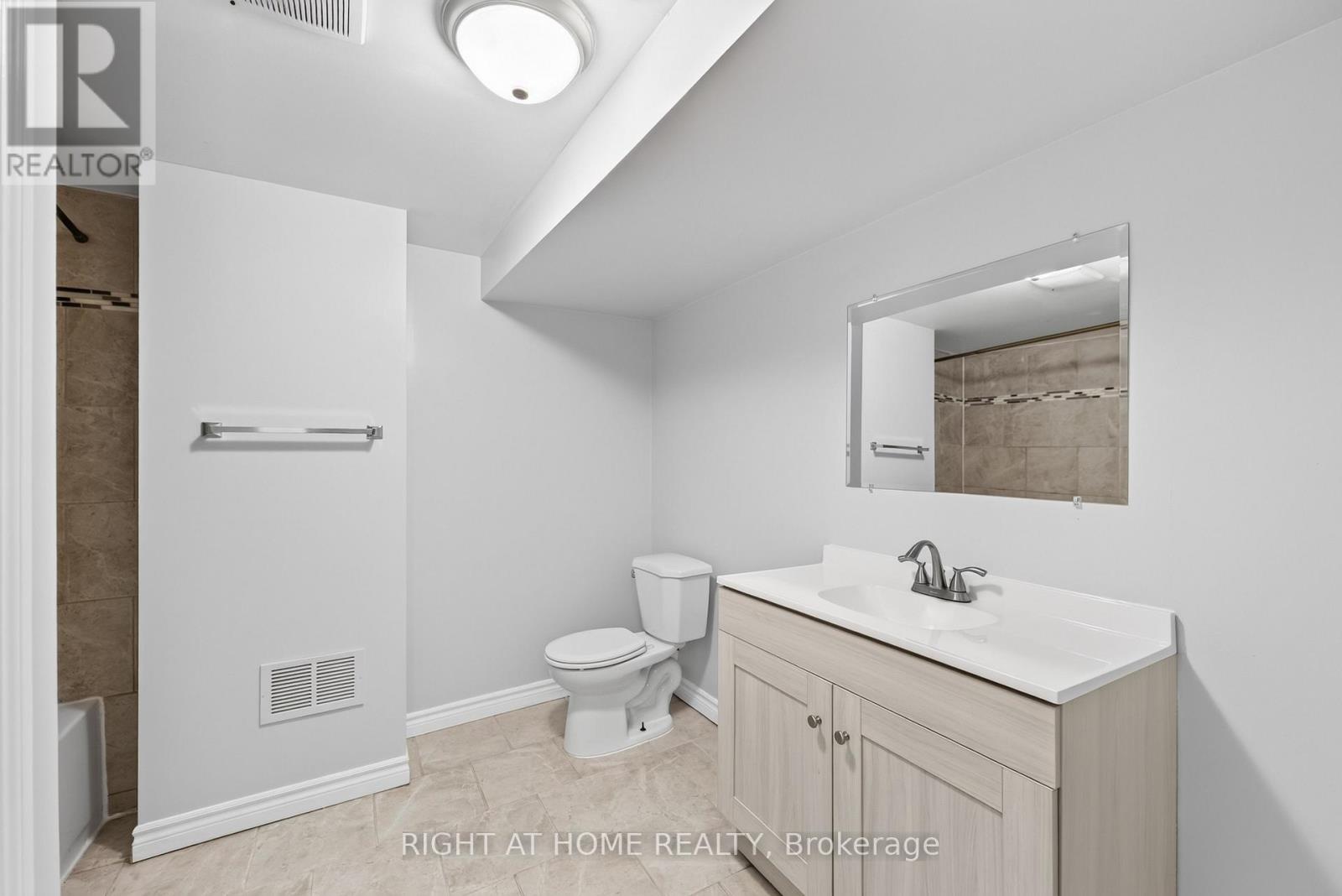 80 GARDEN Drive, Barrie, ON photo 38