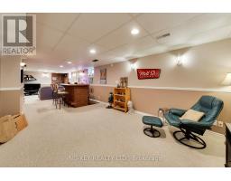 9 Monique Crescent, Barrie, ON L4M6Z3 Photo 23