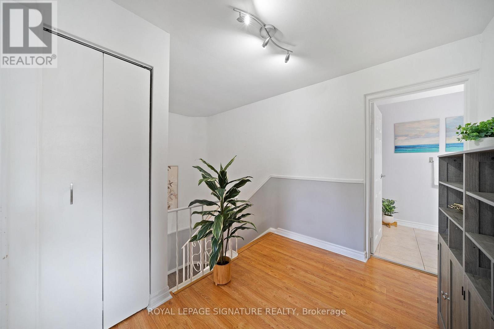 2- 2027 Bluefields Drive, Burlington, ON photo 18