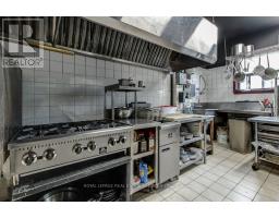 316 Kerr Street, Oakville, ON L6K3B5 Photo 28