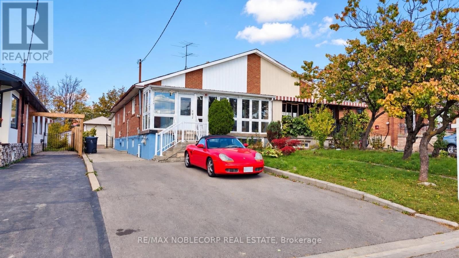95 Snowood Court, Toronto, ON