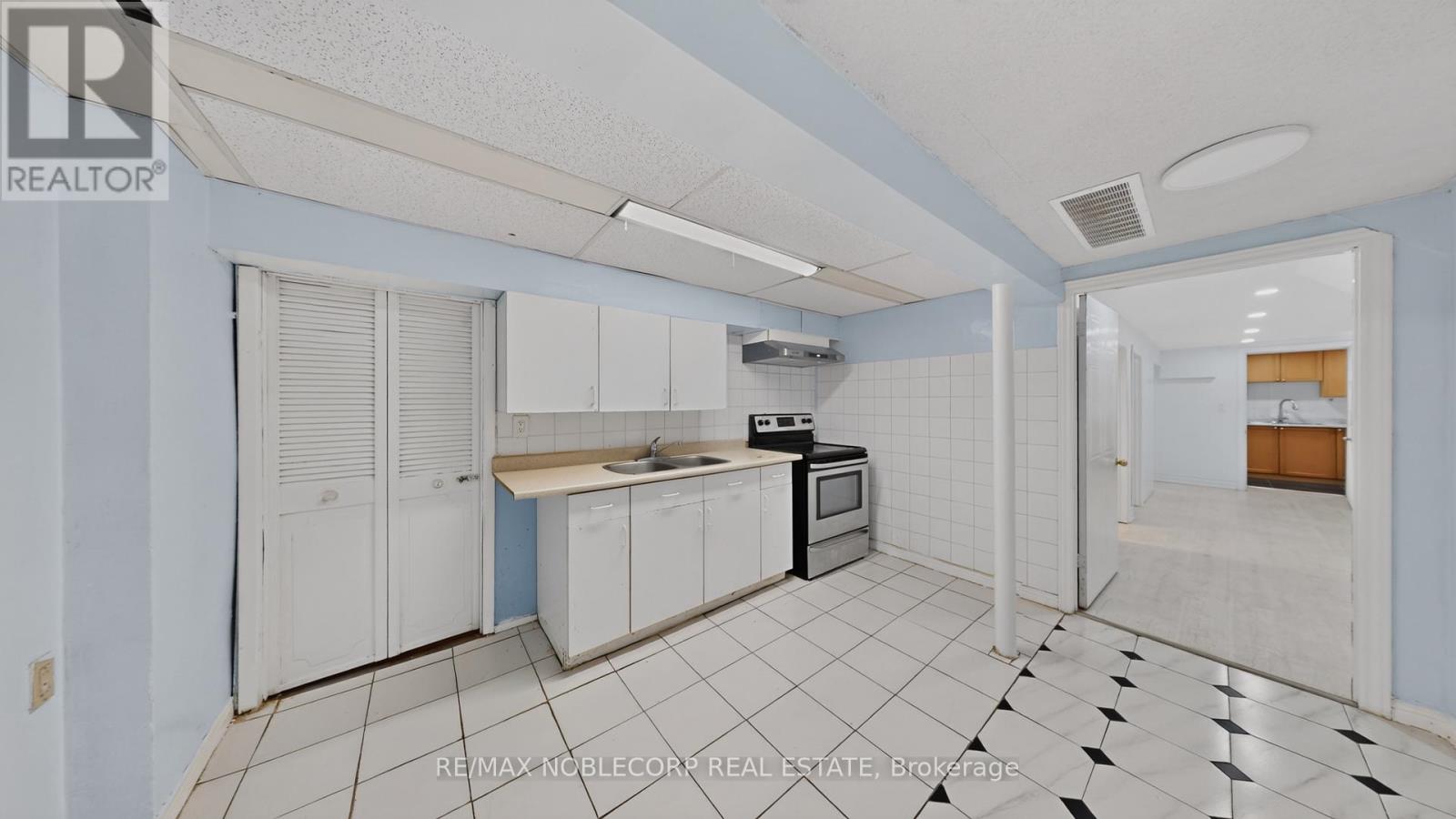 95 Snowood Court, Toronto, ON photo 28