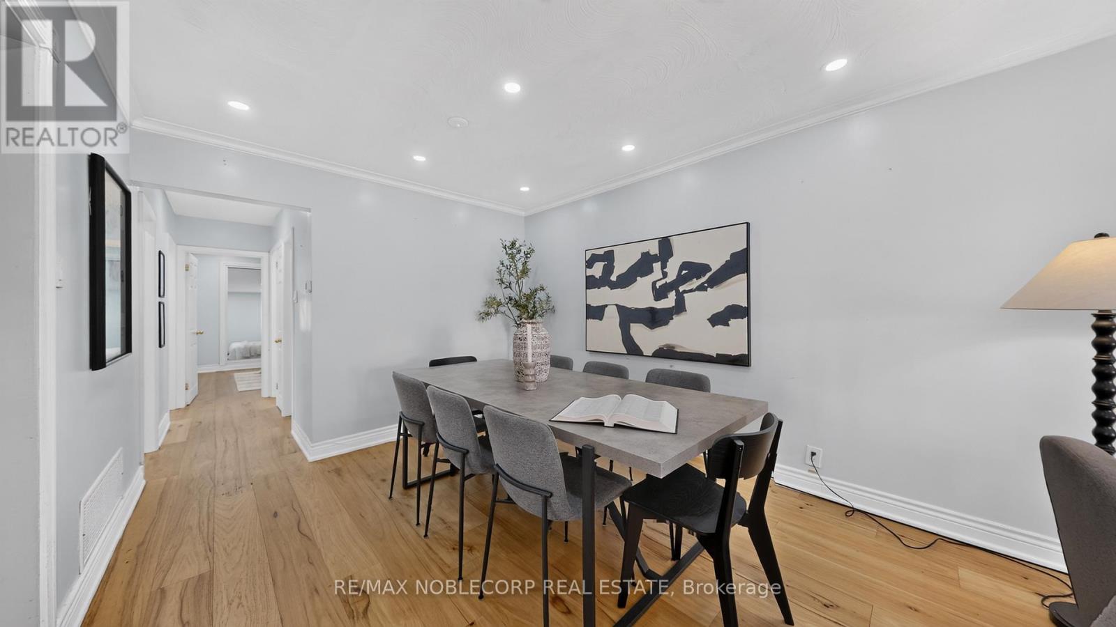 95 Snowood Court, Toronto, ON photo 6