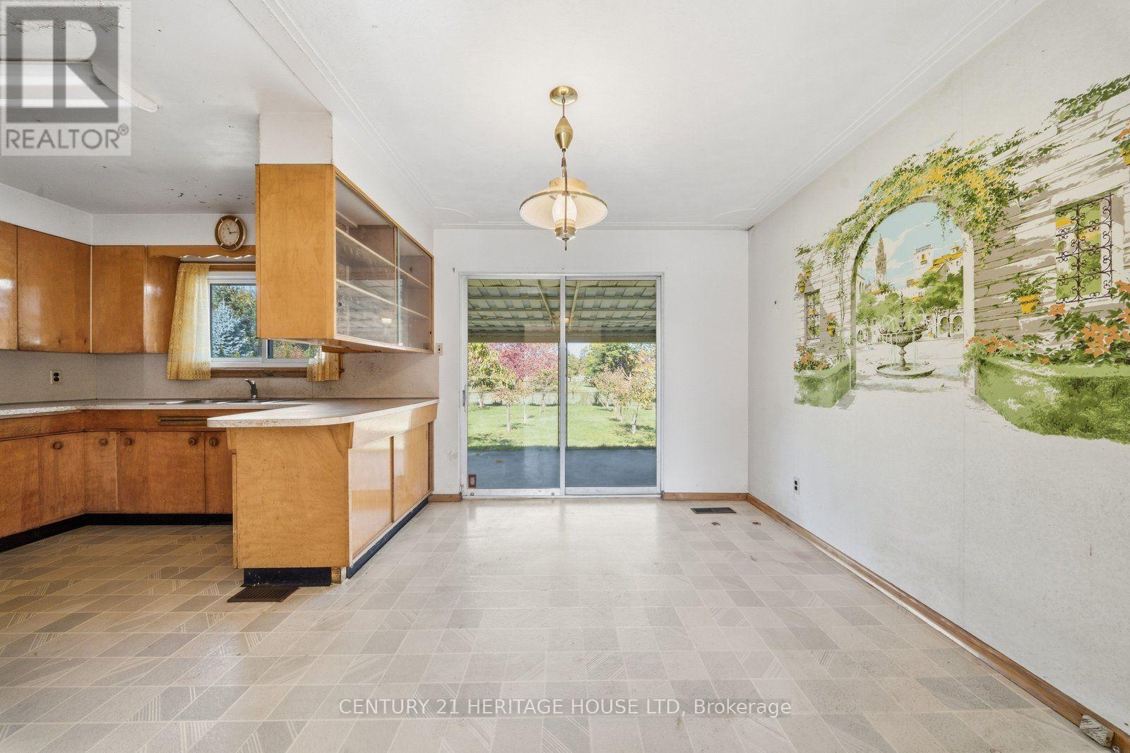 486 CHATHAM STREET - 6