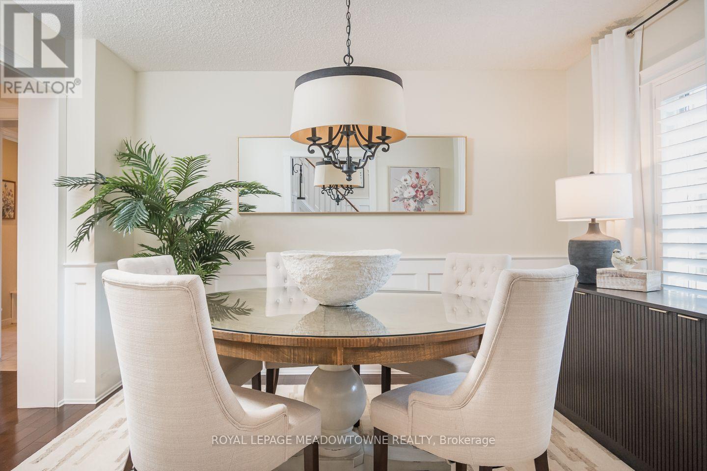 3 Valley Ridge Lane, Hamilton, ON photo 5