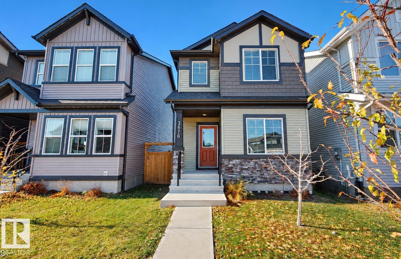 3676 Erlanger RD NW, Edmonton, Alberta, T6M1J6