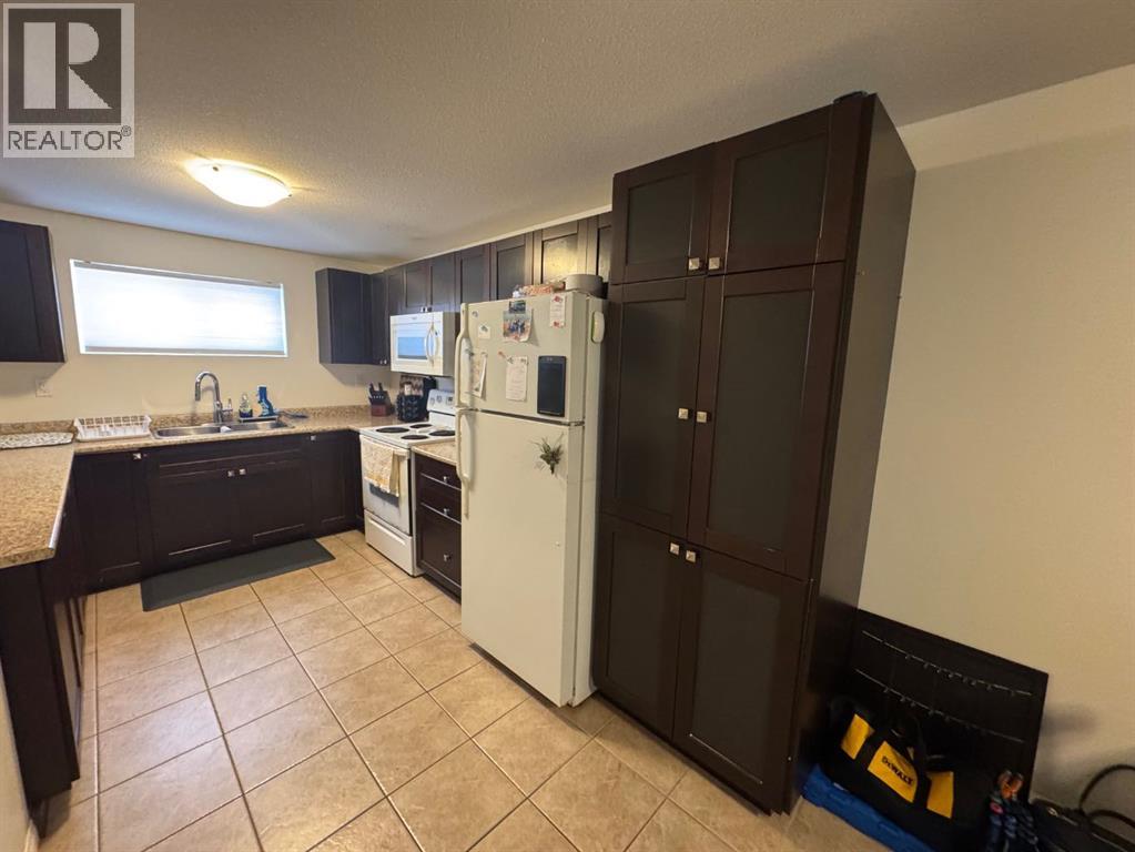 804 8 Street SE, photo 26 of 46