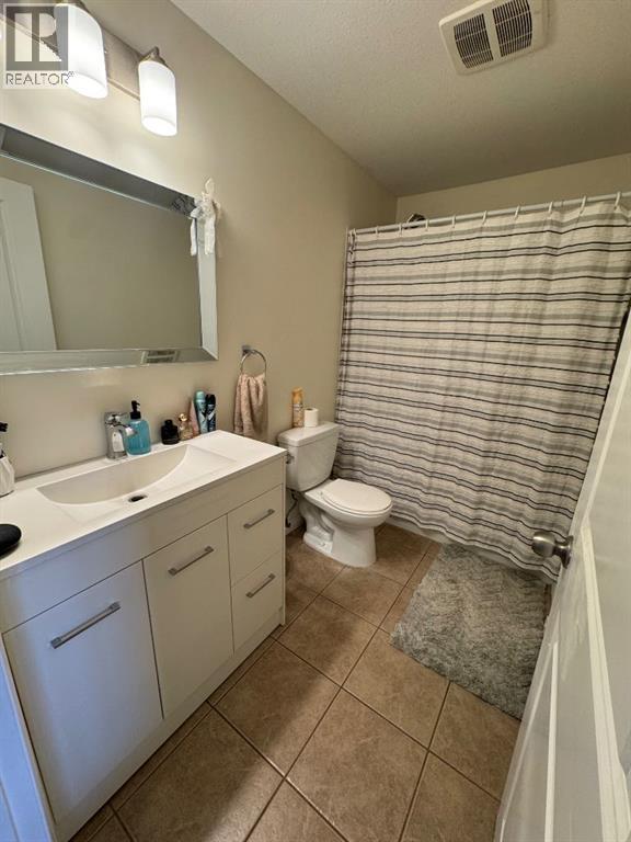 804 8 Street SE, photo 35 of 46