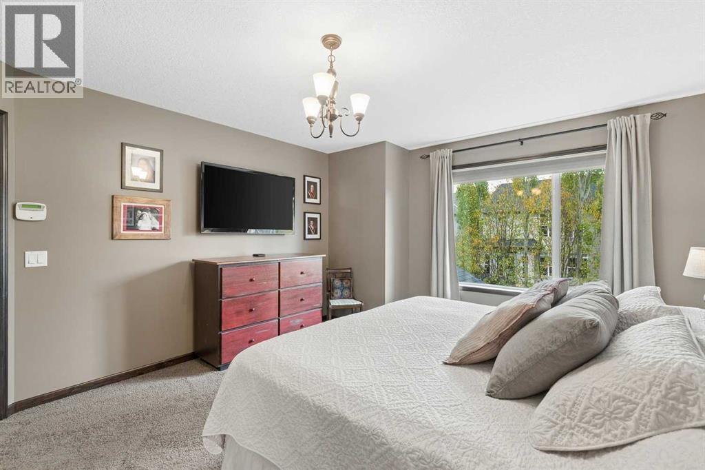 32 Cranarch Bay SE photo 22