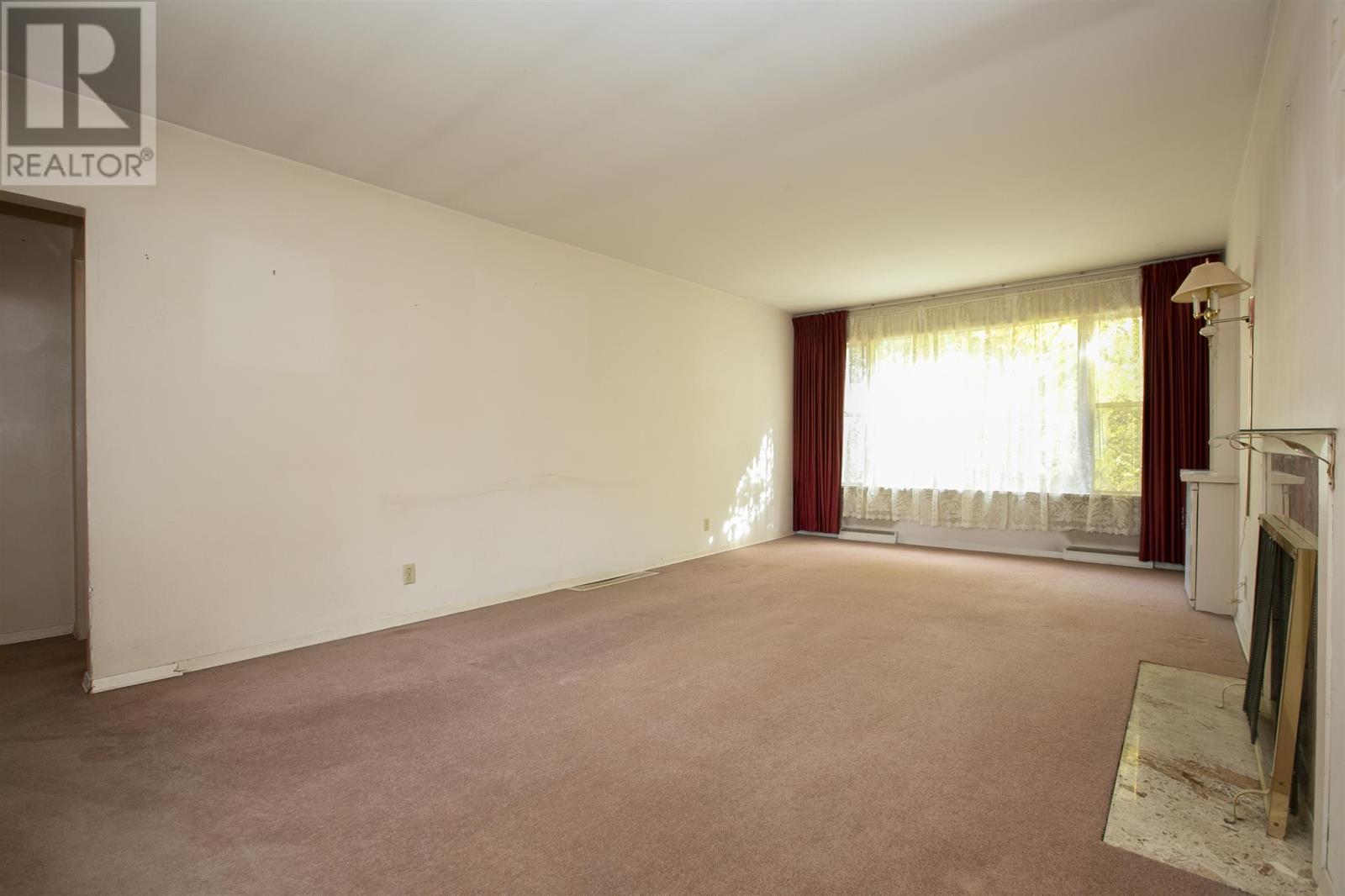 119 Parkdale DR - 13