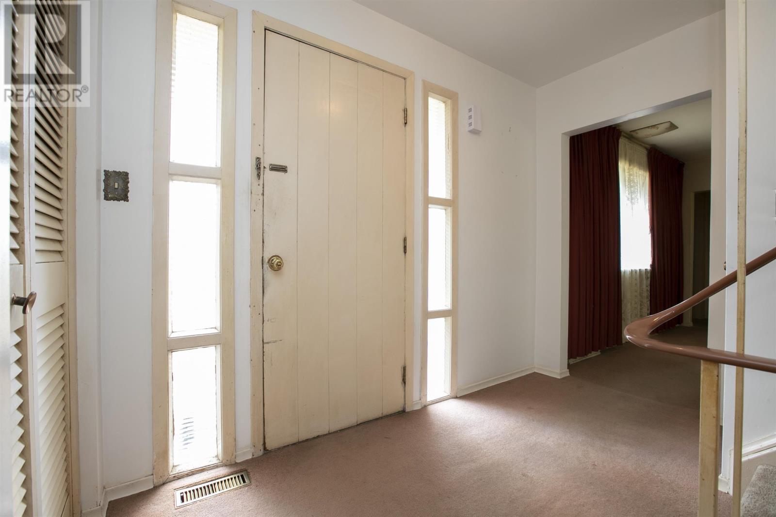 119 Parkdale DR - 11
