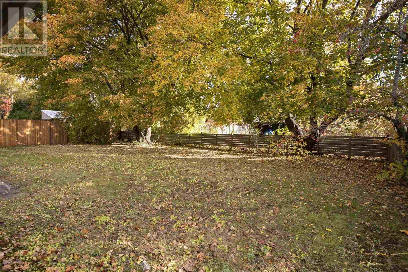 119 Parkdale DR - 8