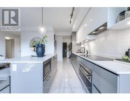 809 - 1 Yorkville Avenue, Toronto, ON M4W0B1 Photo 11