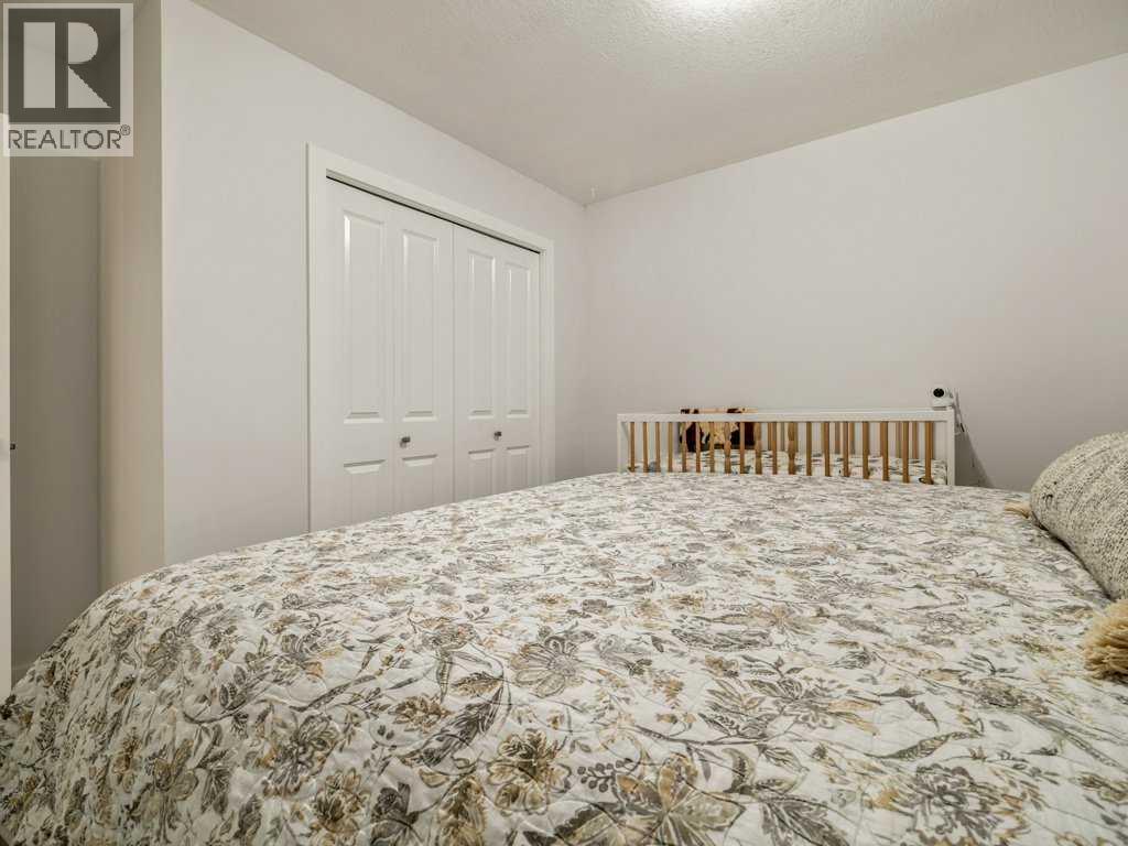 5504 42 Avenue, Taber — photo 12