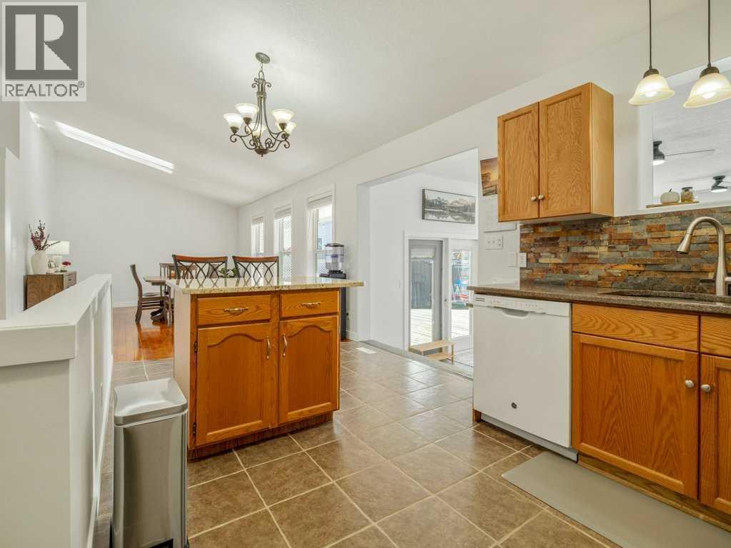 5504 42 Avenue, Taber — photo 21