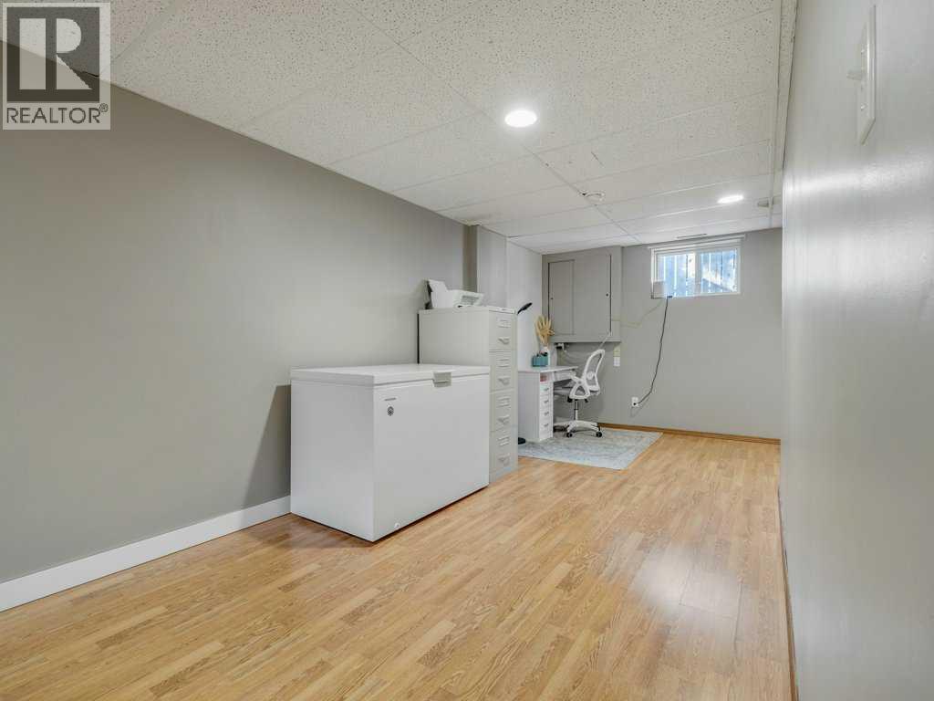 5504 42 Avenue, Taber — photo 32
