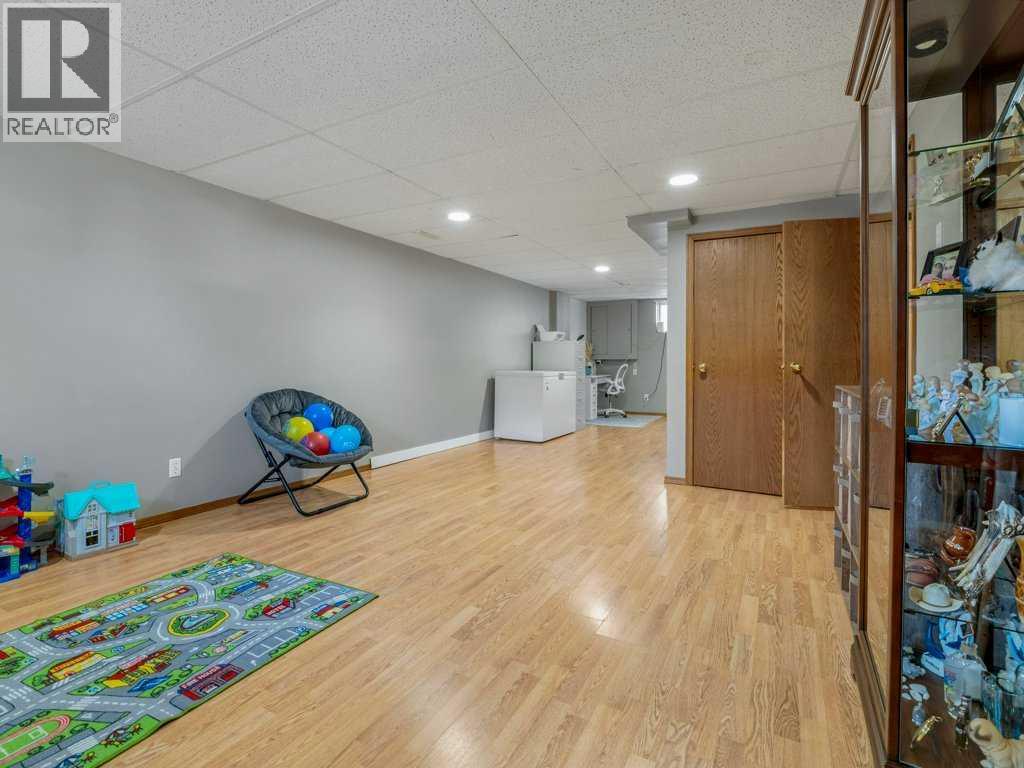 5504 42 Avenue, Taber — photo 35