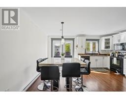 14 Humphrey Street thumbnail 16