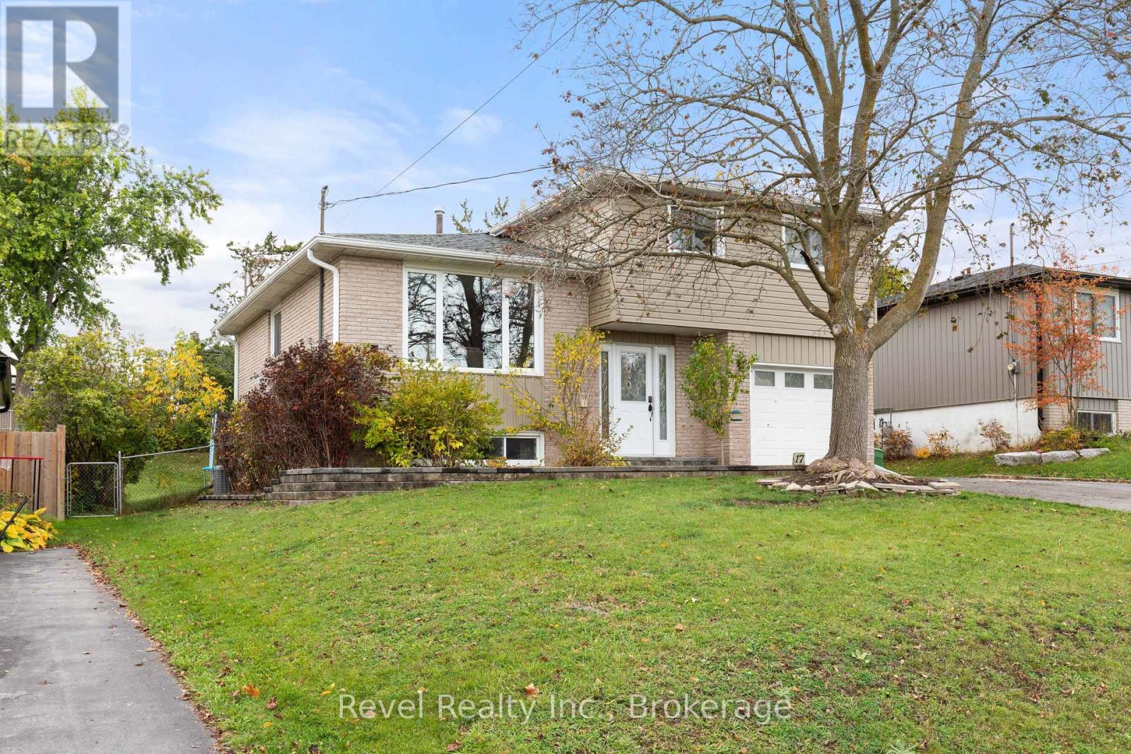 17 Mohawk Drive, Kawartha Lakes, ON photo 3